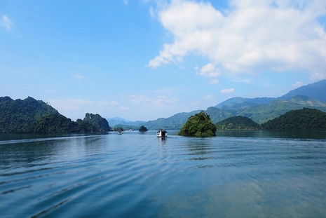 Hoa Binh travel information